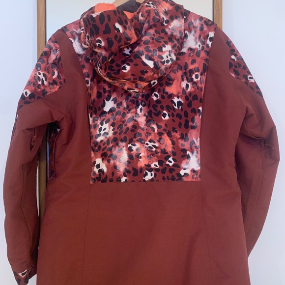 Women’s ski jacket - Picture 2 of 3